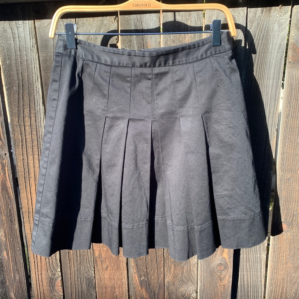 Ann Taylor Loft petites Black Pleated Skirt